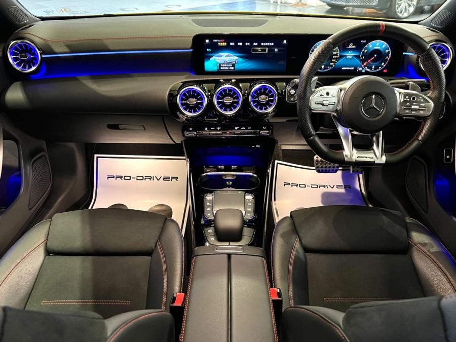 CLA35 AMG 4MATIC COUPE - Image 3